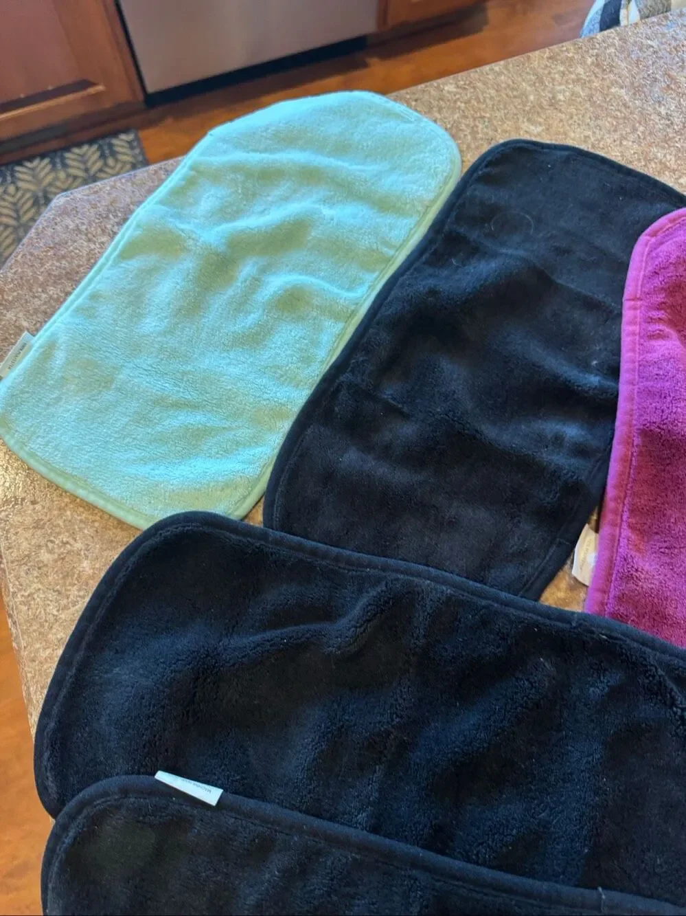 Reusable makeup removing cloths